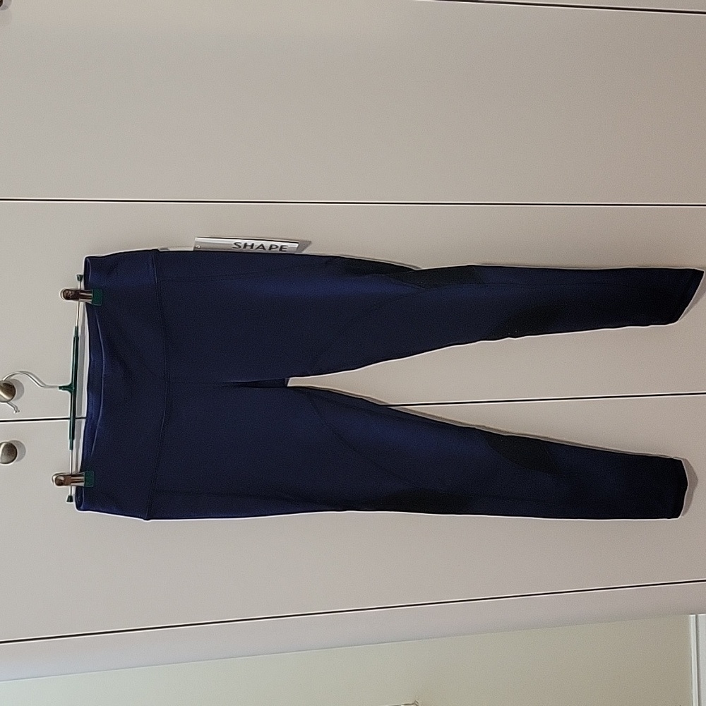 NWT Shape Leggings